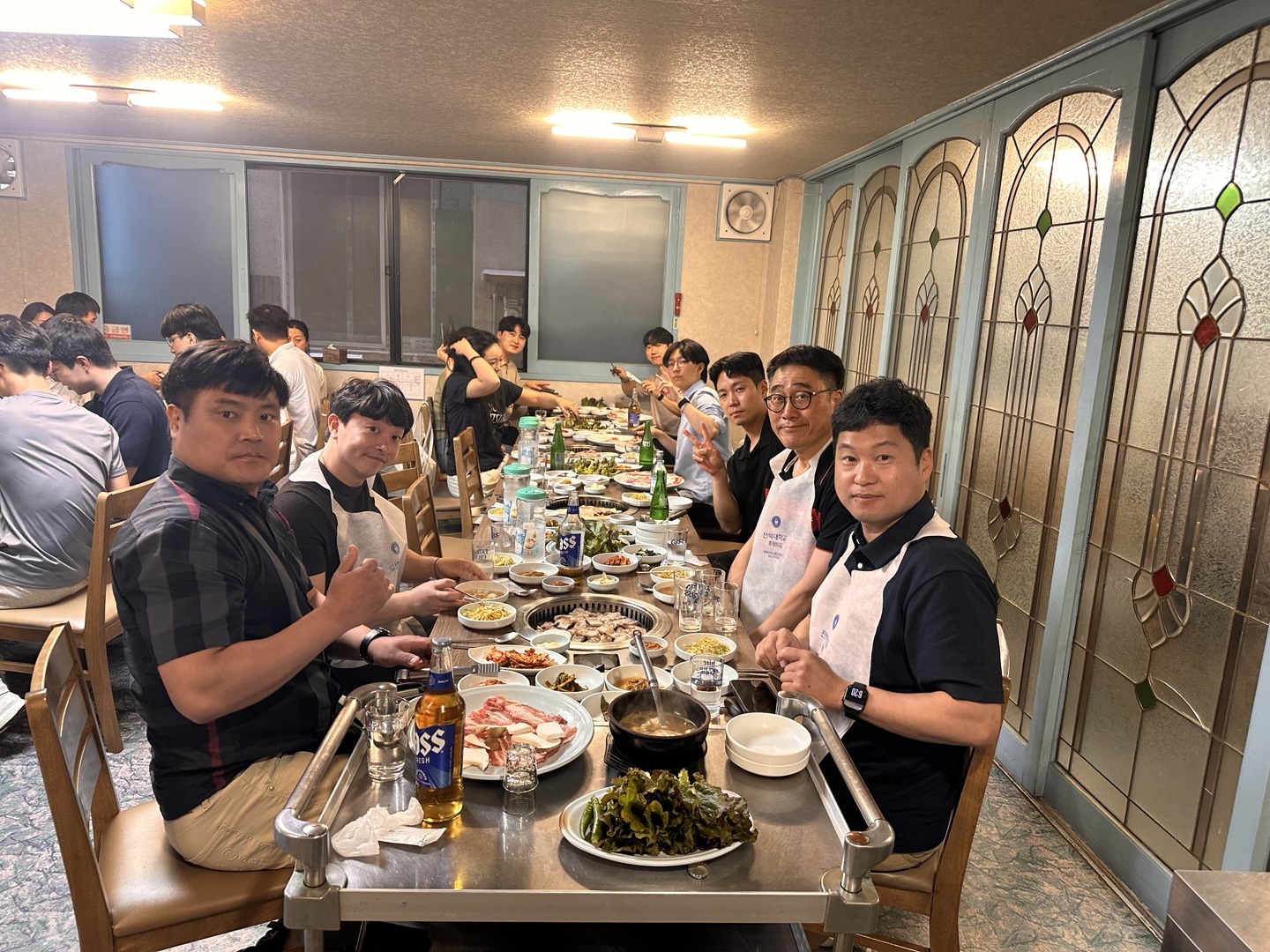 스포츠과학과에서는 5월 28일, 대학원 2차 세미나를 성공적으로 개최하였으며, 이를 기념하고 참여자 간 소통을 강화하기 위해 회식 자리를 함께 마련하였습니다. 6번째 첨부파일 이미지