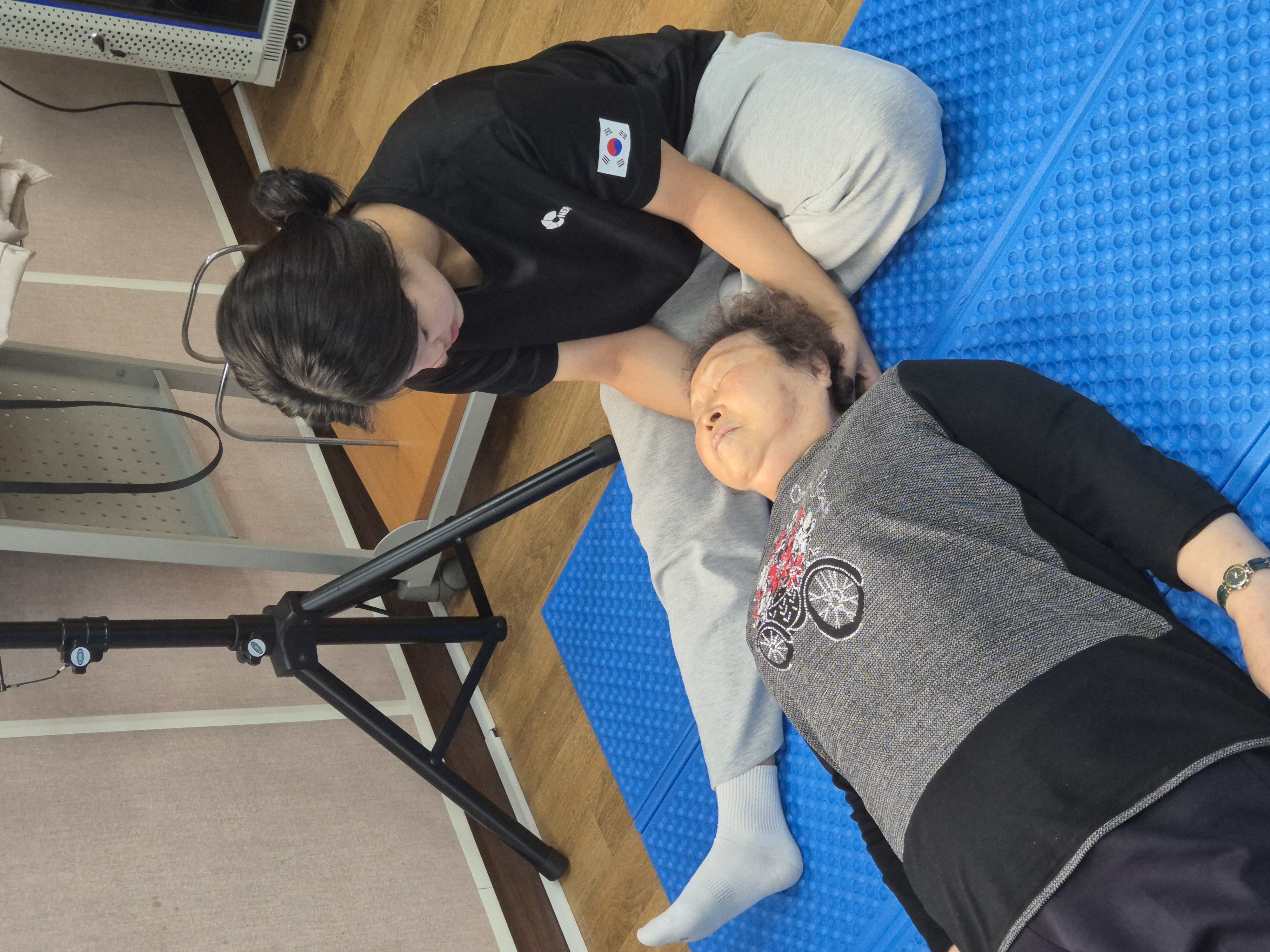 전북대학교 스포츠과학과 재활분과, 2025년 11월 13일 복지관서 스포츠마사지·테이핑 봉사 진행 3번째 첨부파일 이미지