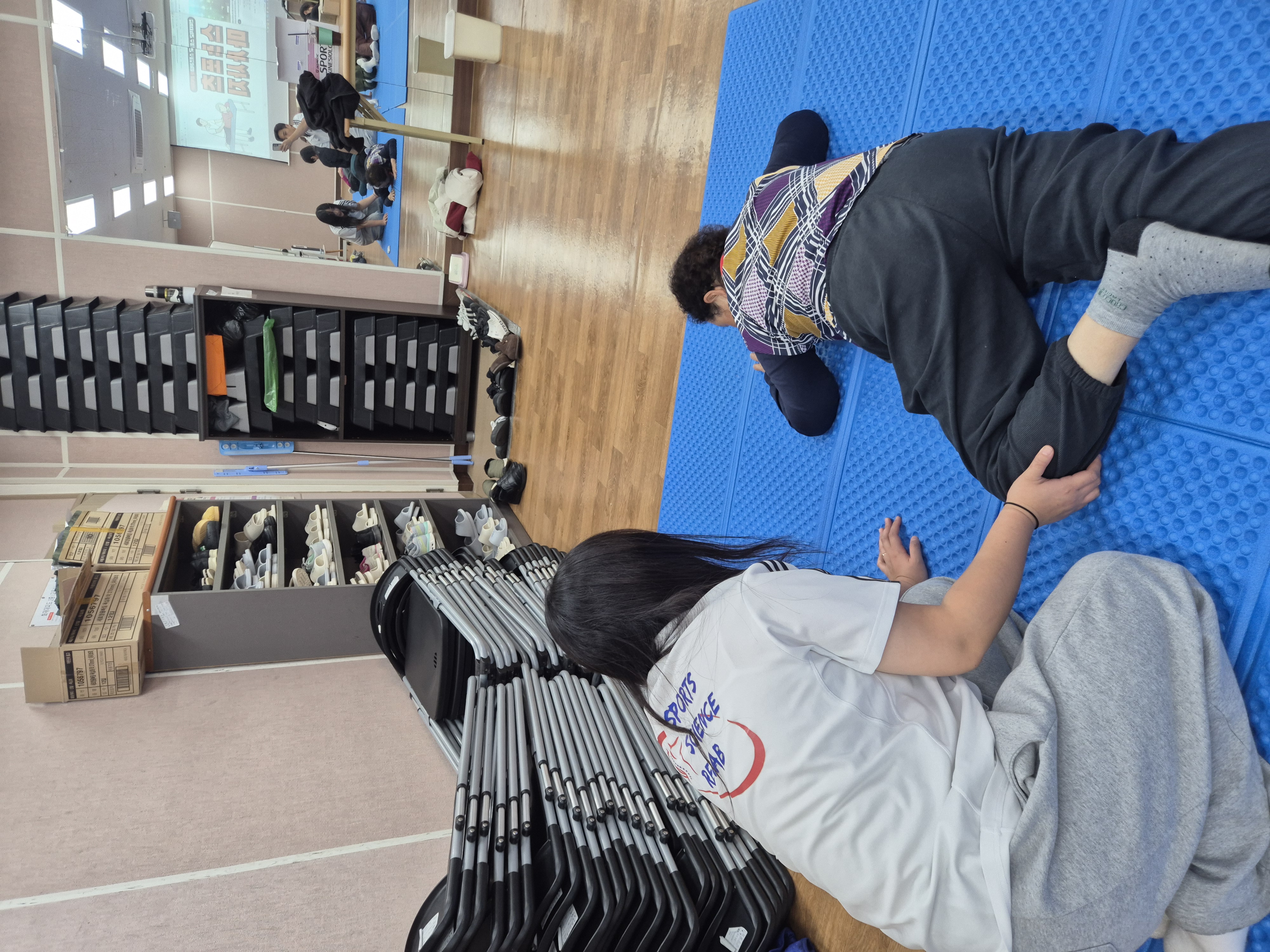 전북대학교 스포츠과학과 재활분과, 2025년 11월 13일 복지관서 스포츠마사지·테이핑 봉사 진행 11번째 첨부파일 이미지