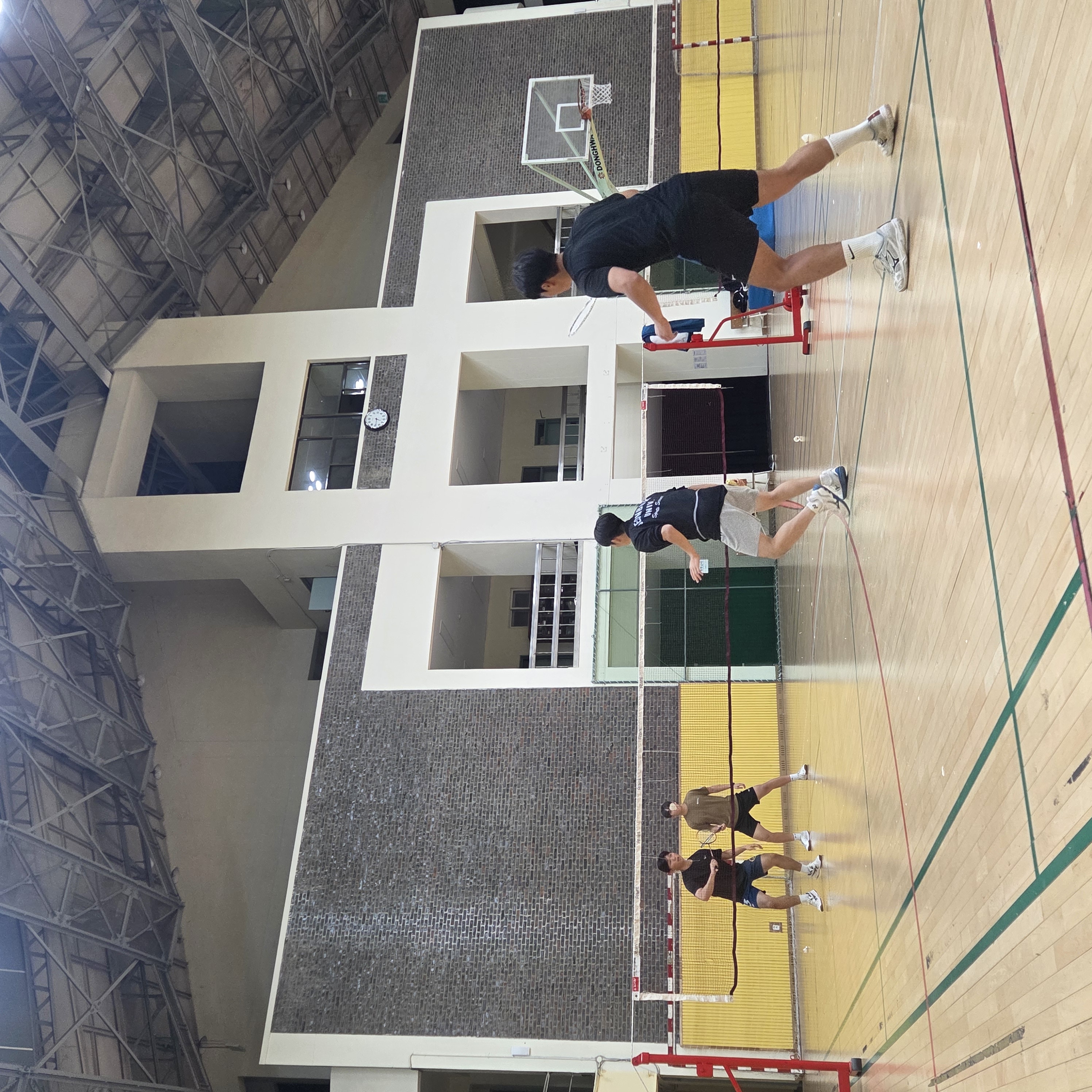 스포츠과학과-체육교육과, 학과 간 배드민턴 친선경기 1번째 첨부파일 이미지