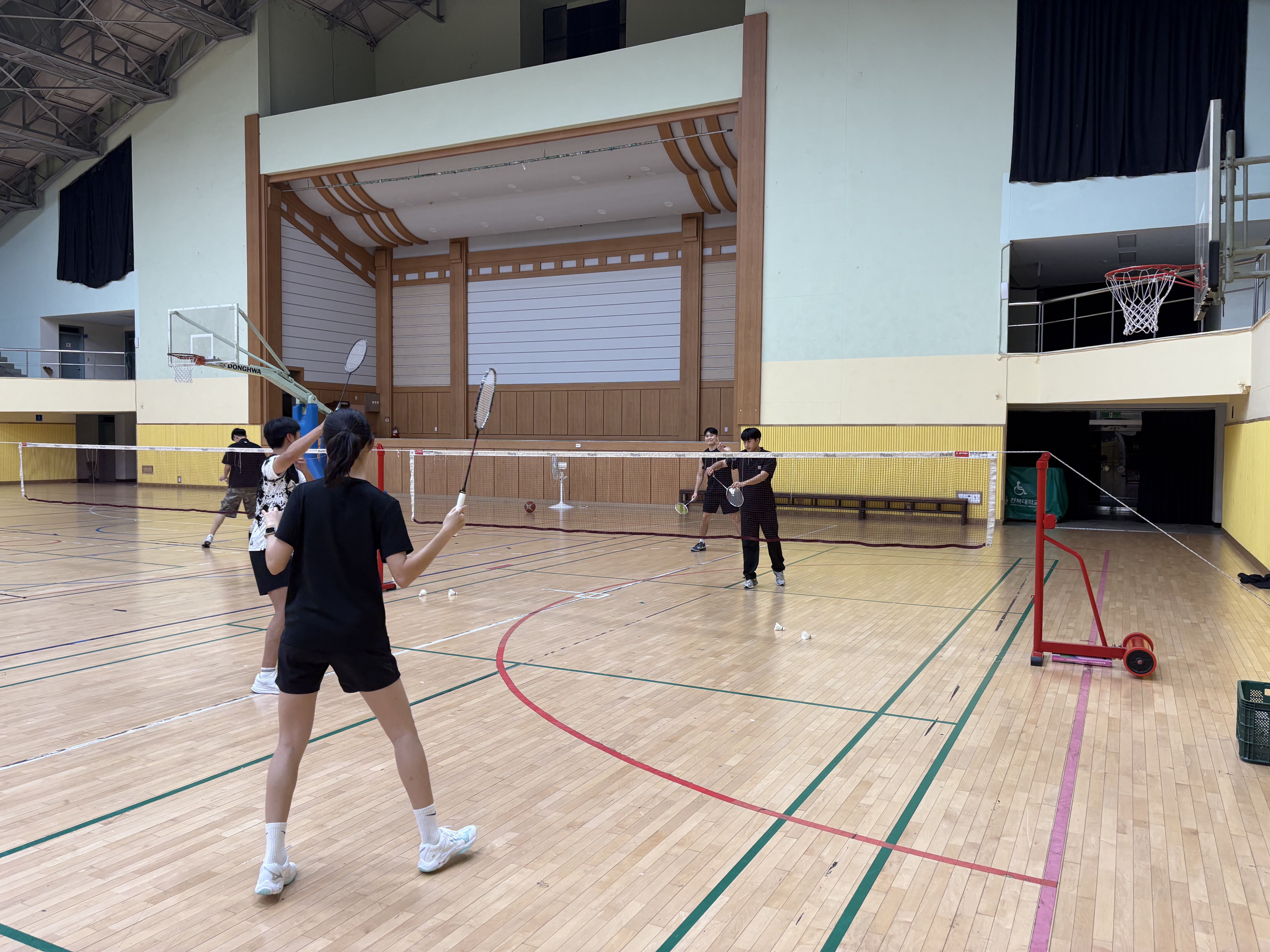 스포츠과학과-체육교육과, 학과 간 배드민턴 친선경기 6번째 첨부파일 이미지