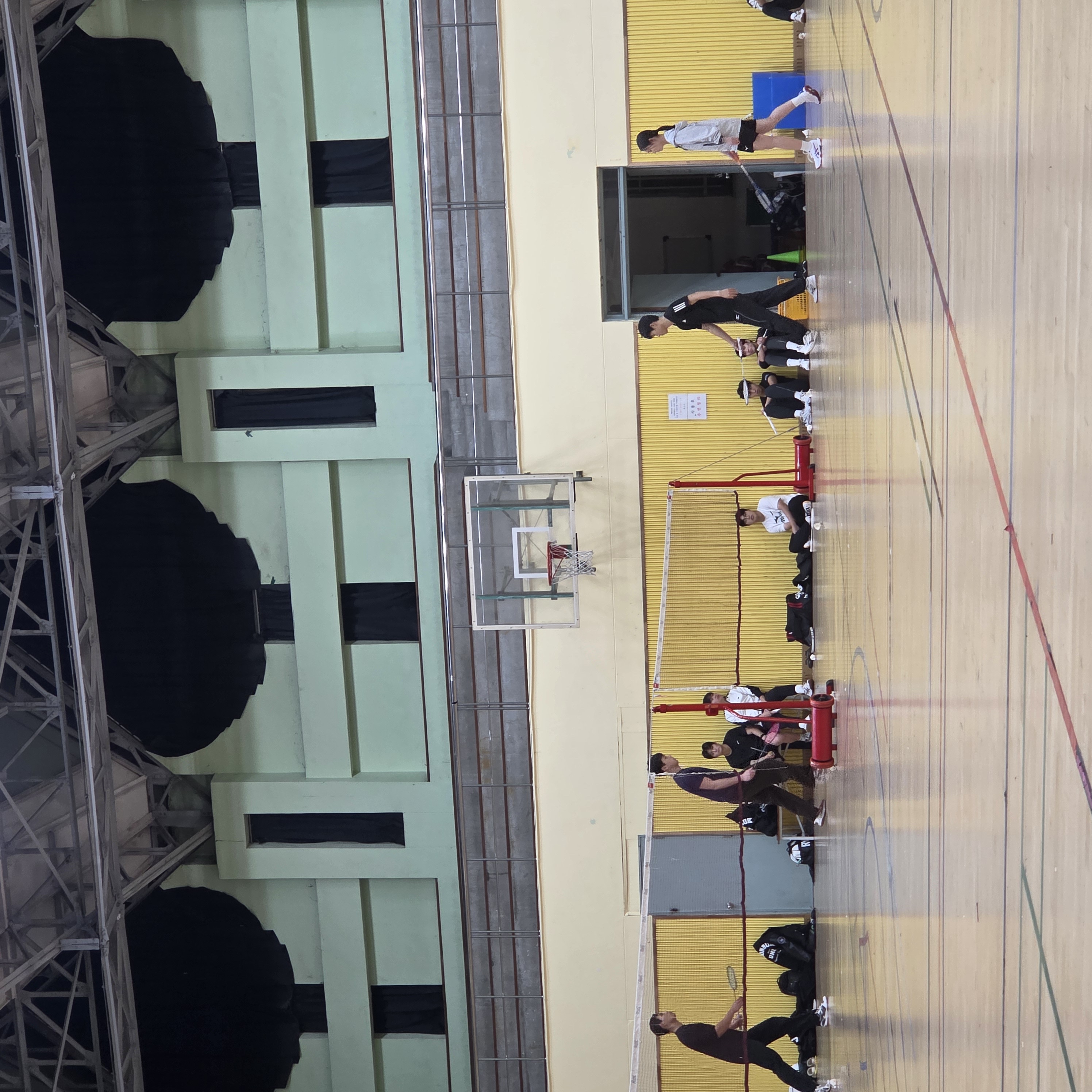 스포츠과학과-체육교육과, 학과 간 배드민턴 친선경기 7번째 첨부파일 이미지