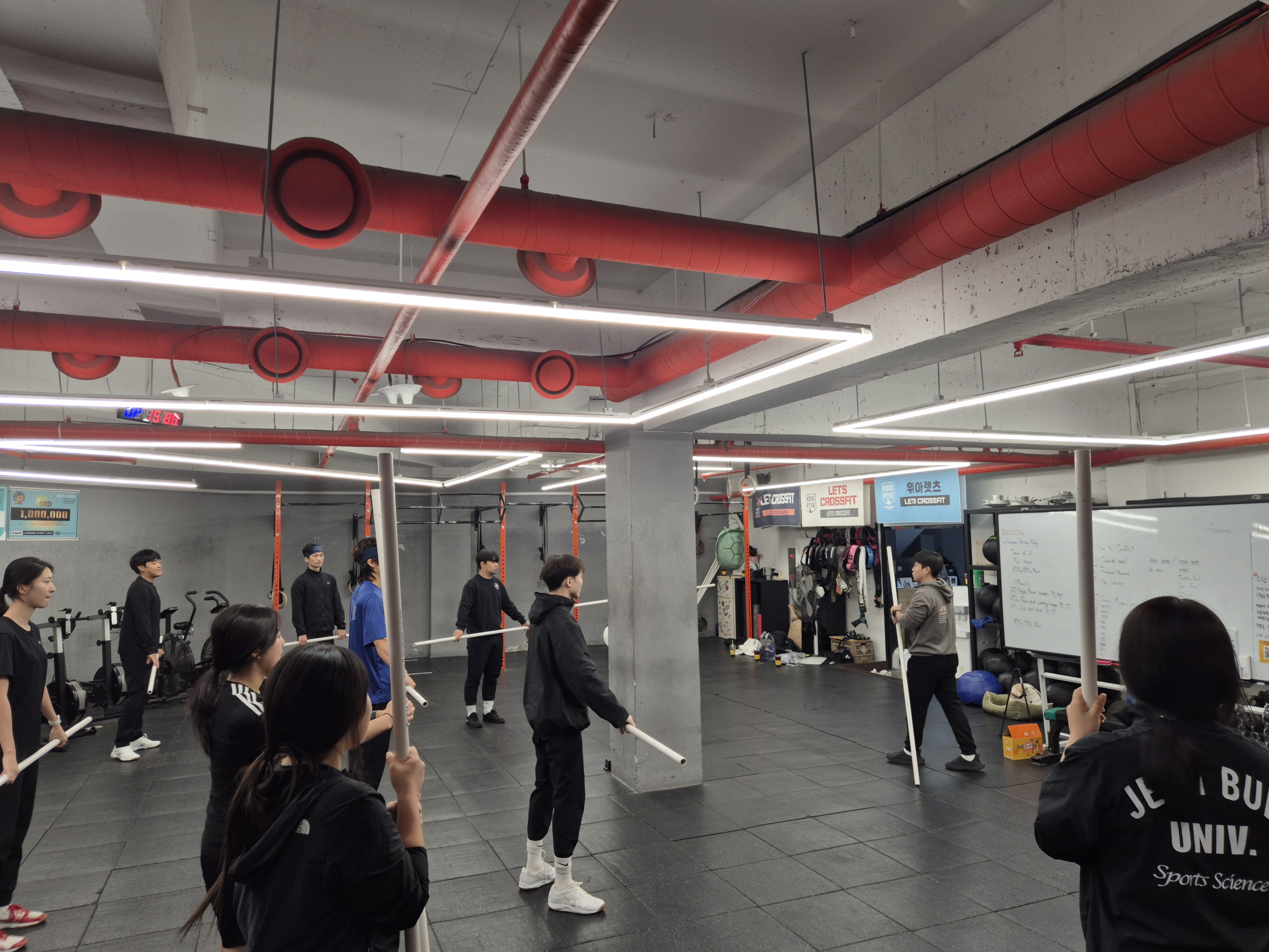 배재영 선배님(14학번)과 함께한 크로스핏 기초 및 체육관 탐방 6번째 첨부파일 이미지